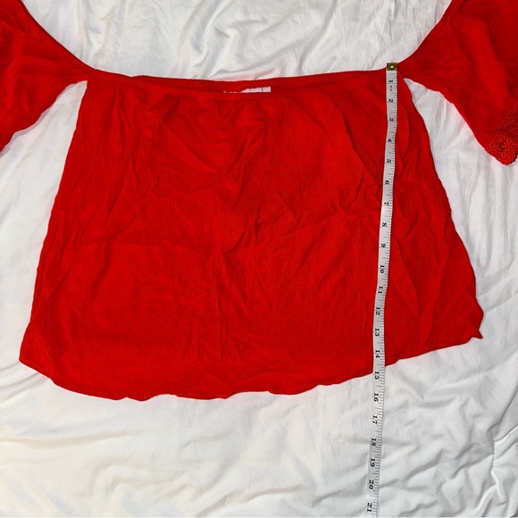 LUQ | Off The Shoudler Lace Trim Open Back Bralette Lined Blouse - Picture 11 of 12